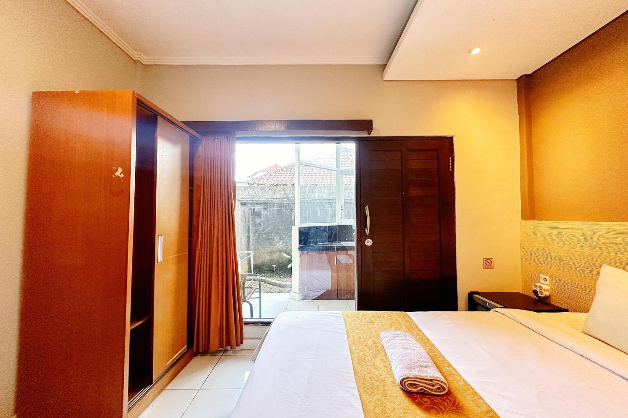 Lembayung Sari Homestay Denpasar  Exterior photo