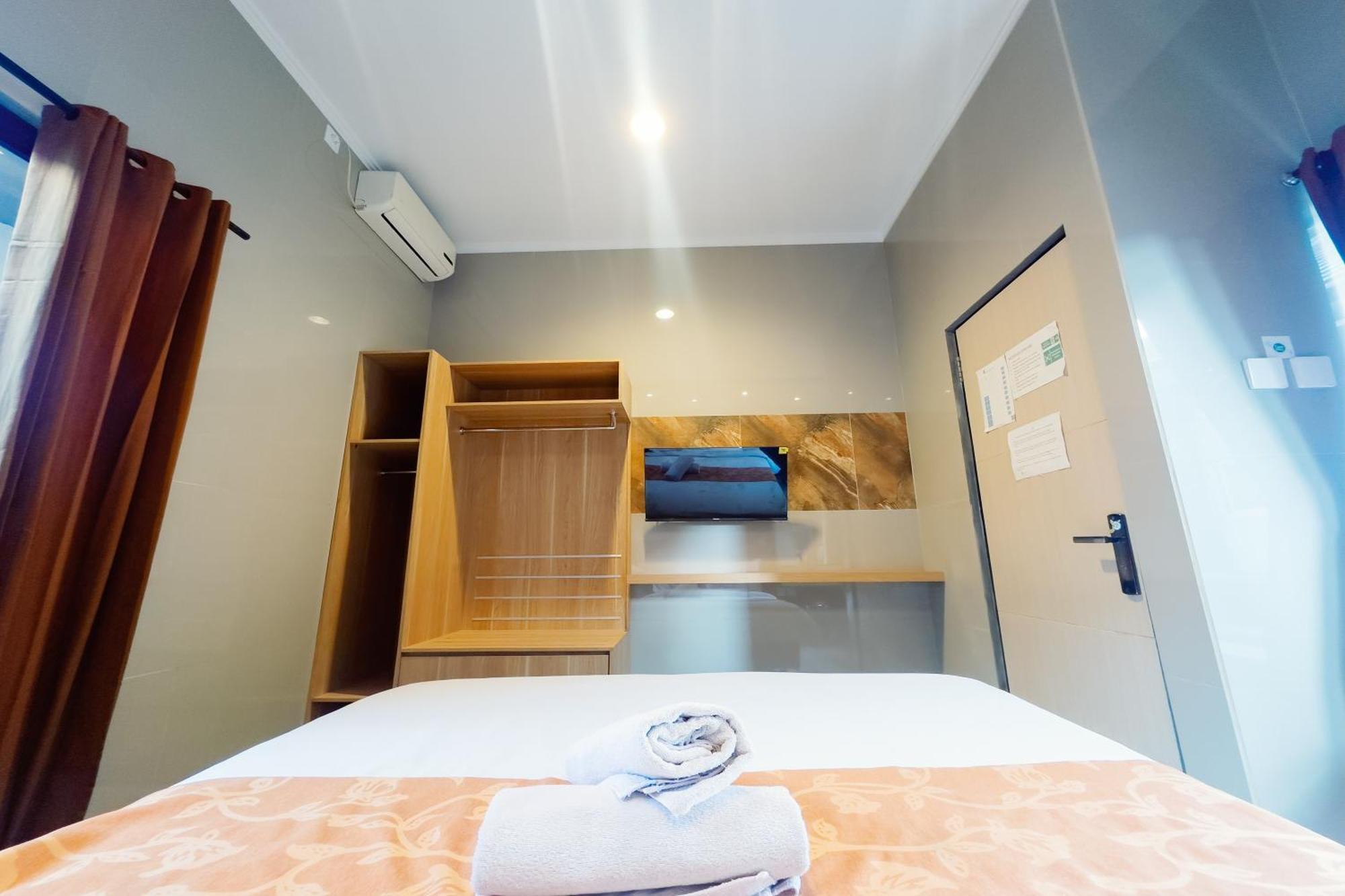 Lembayung Sari Homestay Denpasar  Exterior photo